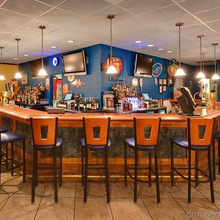 Ramada Plaza Rochester Airport Eksteriør bilde