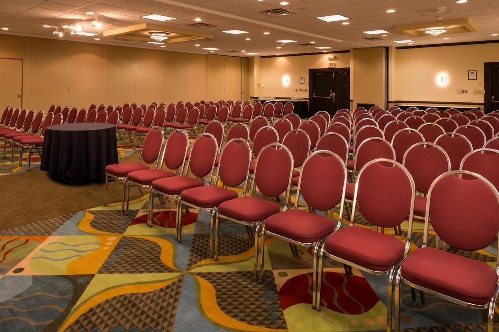 Ramada Plaza Rochester Airport Eksteriør bilde