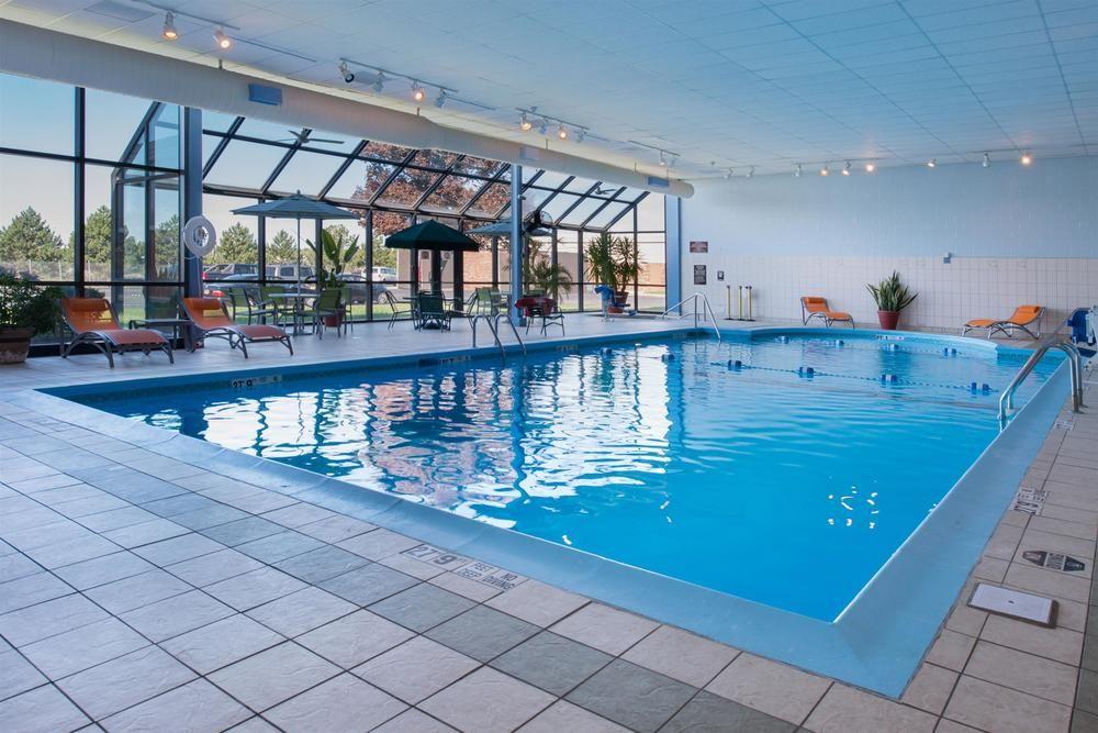 Ramada Plaza Rochester Airport Eksteriør bilde