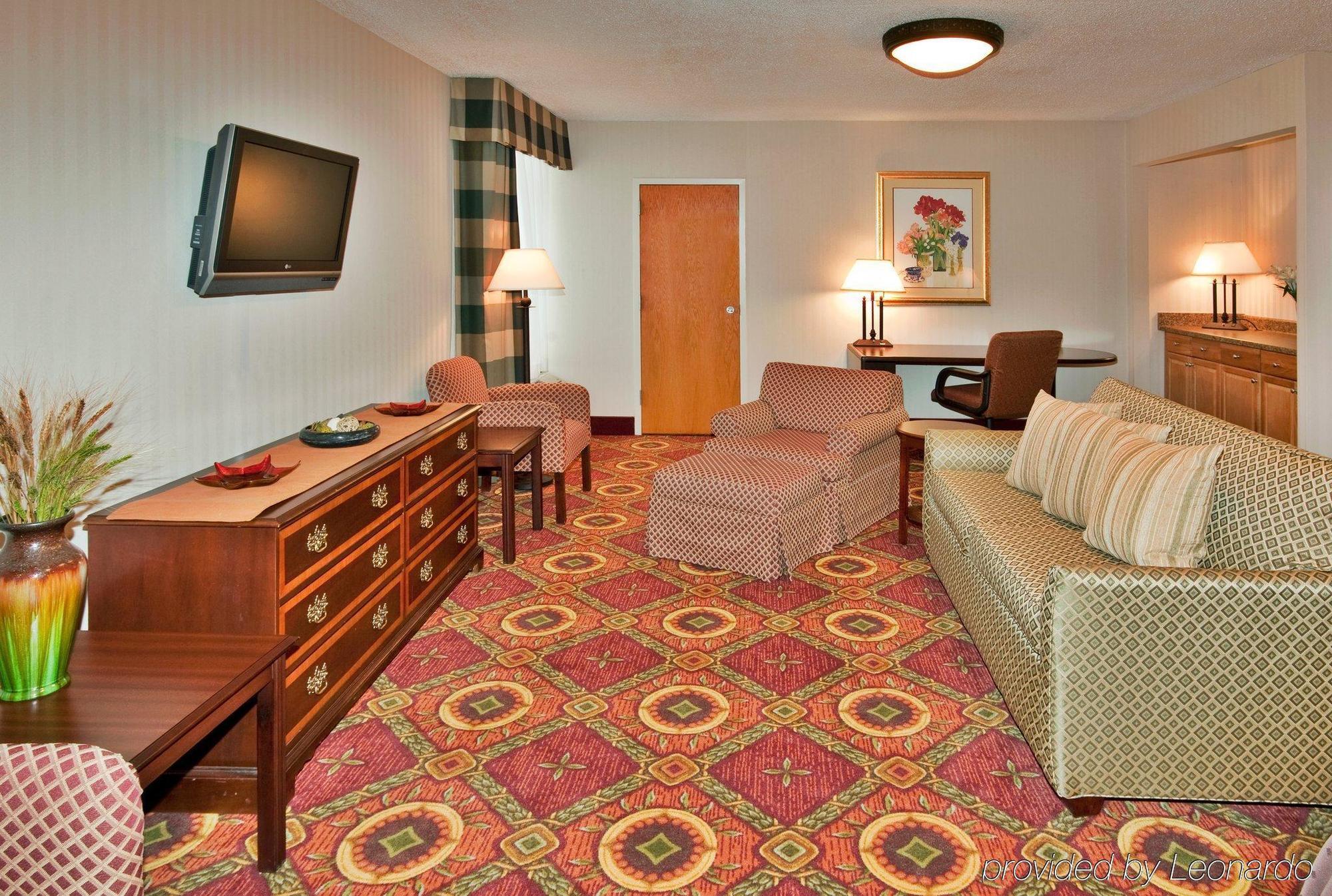 Ramada Plaza Rochester Airport Eksteriør bilde